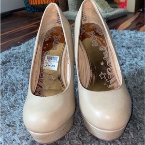 Brash Nude Pumps